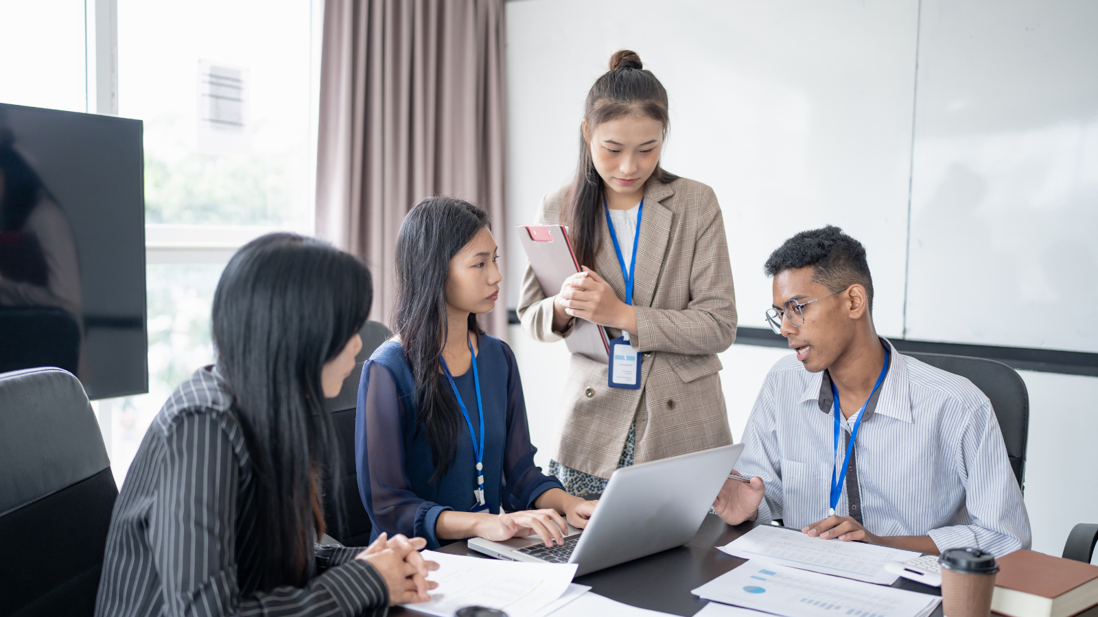 venture capital deal flow process